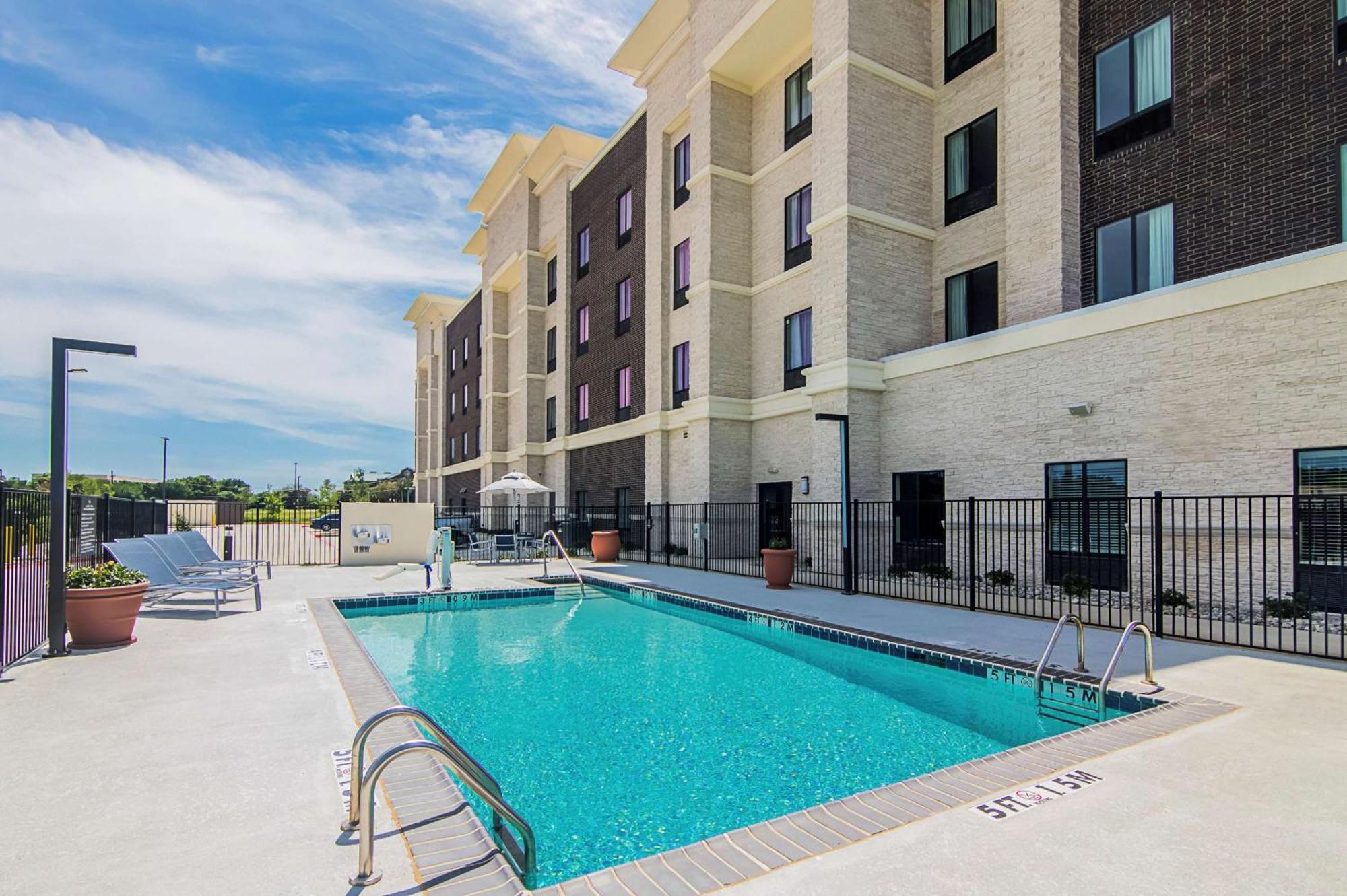 Hampton Inn & Suites-Dallas/Richardson Exteriör bild